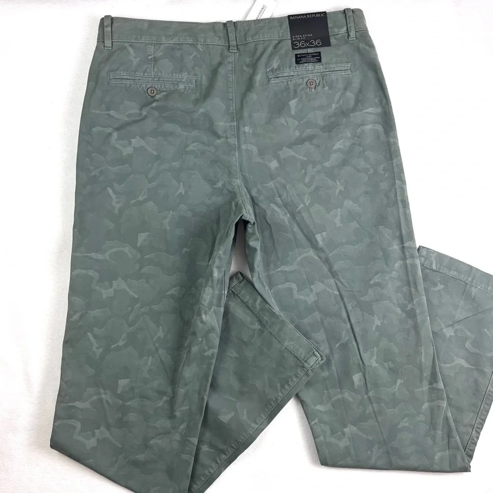 NWT Banana Republic Green Aiden Camo 100% Cotton Slim Straight Chino Pants 36/36